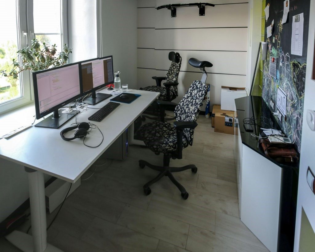 Interview With Core Contributor of Yii Framework, Alexander Makarov 4 workstation